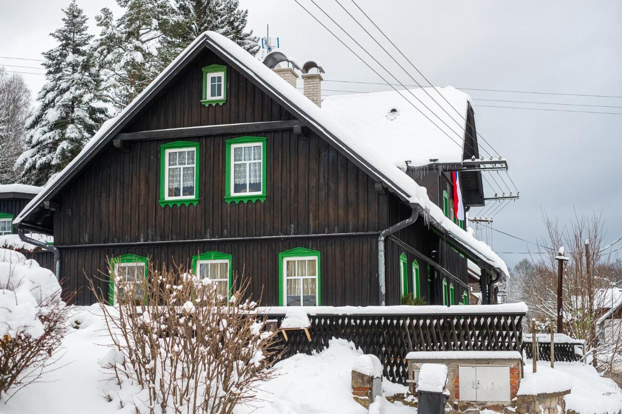 Horska Chata Hugo Stribrna Buitenkant foto